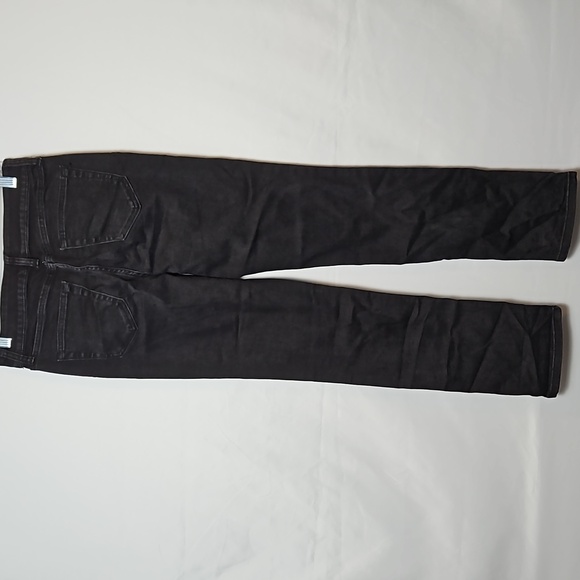 Women's Size 4 St. John's Bay Black Straight Leg Jeans T2 - Picture 4 of 6